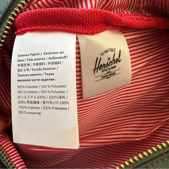 Herschel Supply Company Fifteen Waist Bag Hip Bag Fanny Pack in Dark Forest - Picture 10 of 16